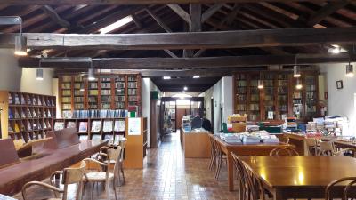 Biblioteca Comunale "Banfi"